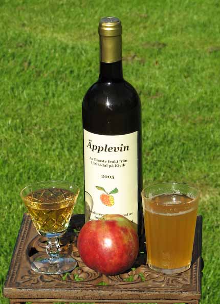 Äppelmust och äppelvin. Ulriksdals Trädgård på Kivik